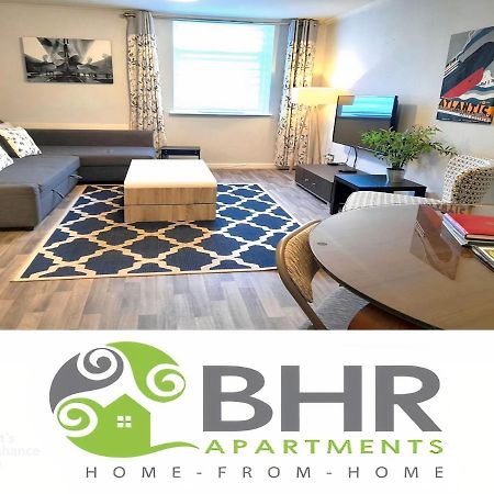 Excellent Location - City Centre - Parking - 4 Beds -2 Bedrooms Белфаст Екстер'єр фото
