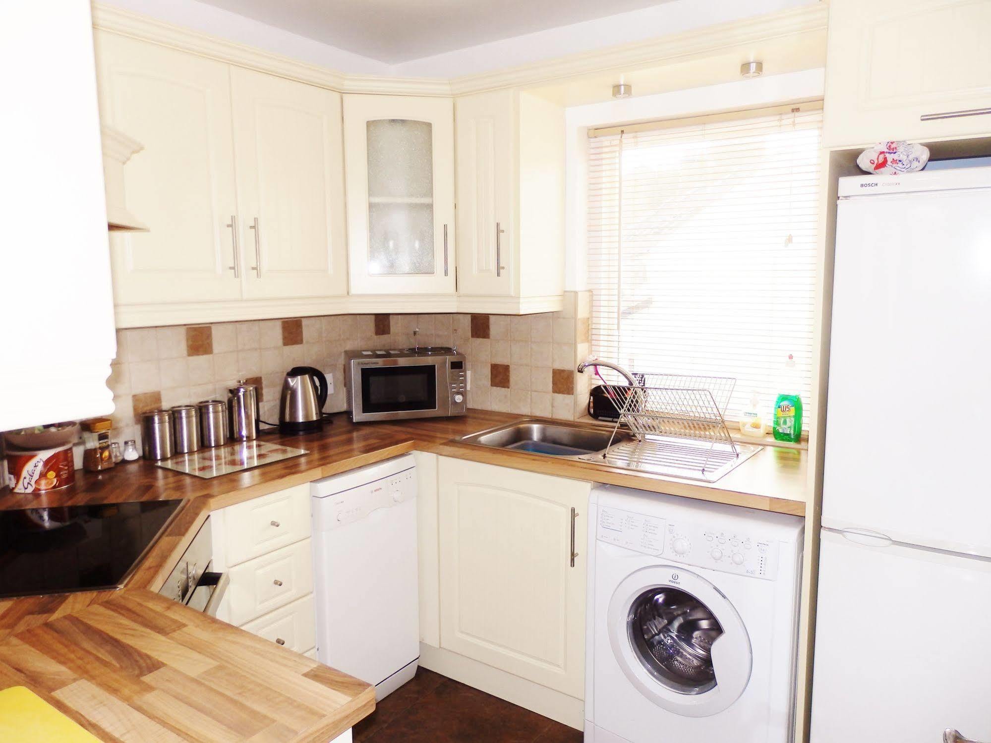 Excellent Location - City Centre - Parking - 4 Beds -2 Bedrooms Белфаст Екстер'єр фото